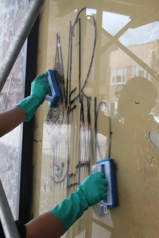 Facet Van streek En team How to Remove Graffiti Marker from Glass, Storefront Glass, Mirrors